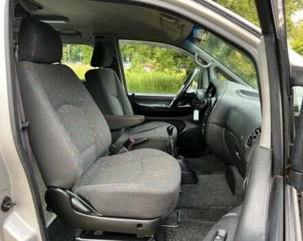 Серый Хендай Н 100, объемом двигателя 2.5 л и пробегом 187 тыс. км за 2300 $, фото 15 на Automoto.ua