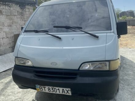 Хендай Н 100 1996 у Дніпро (Дніпропетровську) на Automoto.ua Сірий Хендай Н 100, об'ємом двигуна 2.5 л та пробігом 300 тис. км за 1500 $, фото 1 на Automoto.ua