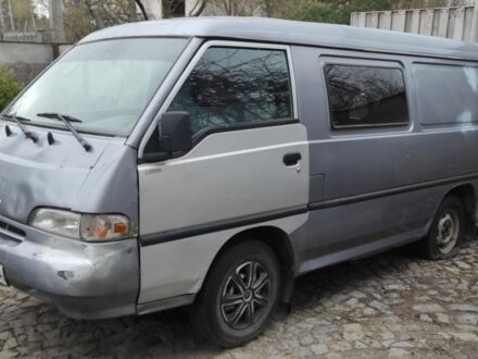 Хендай Н 100 1997 у Житомирі на Automoto.ua Сірий Хендай Н 100, об'ємом двигуна 0 л та пробігом 777 тис. км за 726 $, фото 1 на Automoto.ua