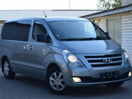 Серый Хендай Н 100, объемом двигателя 2.5 л и пробегом 194 тыс. км за 8900 $, фото 1 на Automoto.ua