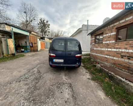 Синий Хендай Н 100, объемом двигателя 2.48 л и пробегом 361 тыс. км за 3000 $, фото 3 на Automoto.ua