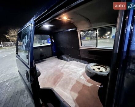 Синий Хендай Н 100, объемом двигателя 2.48 л и пробегом 470 тыс. км за 2500 $, фото 18 на Automoto.ua