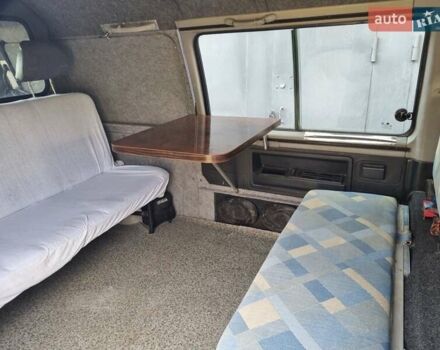 Синий Хендай Н 100, объемом двигателя 2.5 л и пробегом 300 тыс. км за 4000 $, фото 4 на Automoto.ua