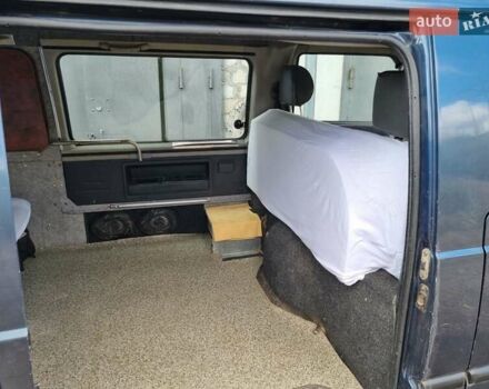 Синий Хендай Н 100, объемом двигателя 2.5 л и пробегом 300 тыс. км за 4000 $, фото 1 на Automoto.ua