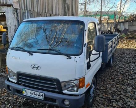 Белый Хендай НД 65, объемом двигателя 3.3 л и пробегом 215 тыс. км за 9500 $, фото 5 на Automoto.ua