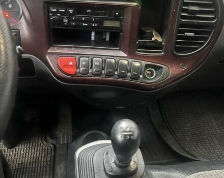 Белый Хендай НД 65, объемом двигателя 3.91 л и пробегом 180 тыс. км за 7850 $, фото 11 на Automoto.ua