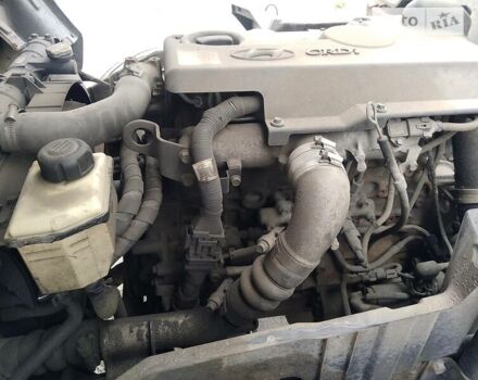 Білий Хендай НД 65, об'ємом двигуна 3.3 л та пробігом 292 тис. км за 9700 $, фото 21 на Automoto.ua