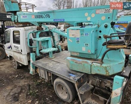 Белый Хендай НД 65, объемом двигателя 3 л и пробегом 115 тыс. км за 18000 $, фото 2 на Automoto.ua