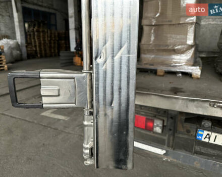 Белый Хендай НД 65, объемом двигателя 3.91 л и пробегом 244 тыс. км за 8000 $, фото 5 на Automoto.ua