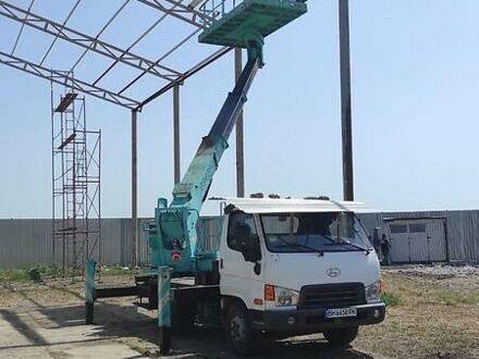 Хендай НД 65 2008 в Одессе на Automoto.ua Белый Хендай НД 65, объемом двигателя 3.3 л и пробегом 222 тыс. км за 30000 $, фото 1 на Automoto.ua