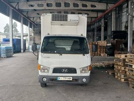 Хендай НД 65 2011 в Киеве на Automoto.ua Белый Хендай НД 65, объемом двигателя 3.91 л и пробегом 244 тыс. км за 11000 $, фото 1 на Automoto.ua