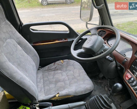 Белый Хендай НД 72, объемом двигателя 3.91 л и пробегом 370 тыс. км за 8500 $, фото 7 на Automoto.ua