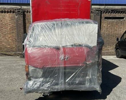 Хендай НД 72 2008 в Одессе на Automoto.ua Красный Хендай НД 72, объемом двигателя 3.91 л и пробегом 800 тыс. км за 6800 $, фото 4 на Automoto.ua