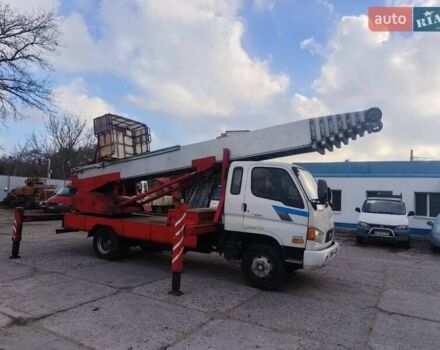 Білий Хендай НД 78, об'ємом двигуна 6.87 л та пробігом 200 тис. км за 30000 $, фото 1 на Automoto.ua