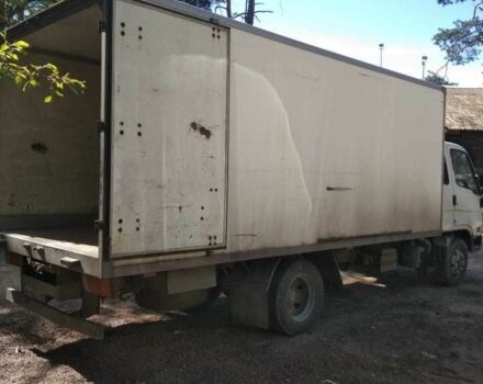 Білий Хендай НД, об'ємом двигуна 3.9 л та пробігом 420 тис. км за 7500 $, фото 2 на Automoto.ua