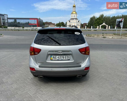 Серый Хендай ЛХ55, объемом двигателя 3.78 л и пробегом 170 тыс. км за 8800 $, фото 6 на Automoto.ua