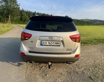 Серый Хендай ЛХ55, объемом двигателя 3 л и пробегом 100 тыс. км за 10399 $, фото 2 на Automoto.ua