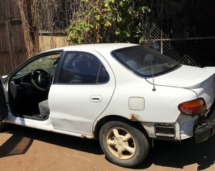 Белый Хендай Лантра, объемом двигателя 1.8 л и пробегом 0 тыс. км за 1100 $, фото 1 на Automoto.ua