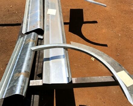 Белый Хендай Лантра, объемом двигателя 1.8 л и пробегом 0 тыс. км за 1100 $, фото 10 на Automoto.ua