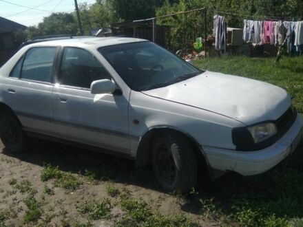 Хендай Лантра 1992 в Черновцах на Automoto.ua Белый Хендай Лантра, объемом двигателя 1 л и пробегом 12 тыс. км за 700 $, фото 1 на Automoto.ua