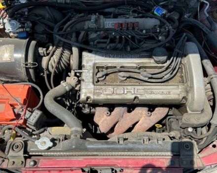 Красный Хендай Лантра, объемом двигателя 1.6 л и пробегом 260 тыс. км за 1000 $, фото 7 на Automoto.ua