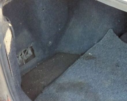 Червоний Хендай Лантра, об'ємом двигуна 1 л та пробігом 198 тис. км за 700 $, фото 16 на Automoto.ua