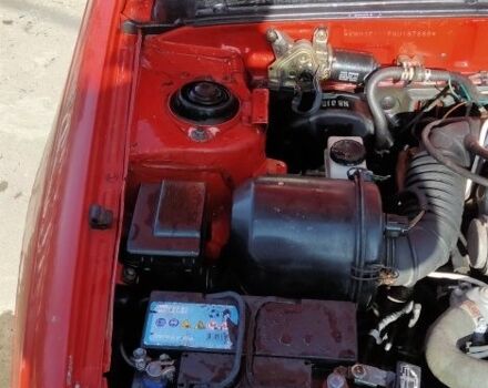 Червоний Хендай Лантра, об'ємом двигуна 1 л та пробігом 198 тис. км за 700 $, фото 11 на Automoto.ua