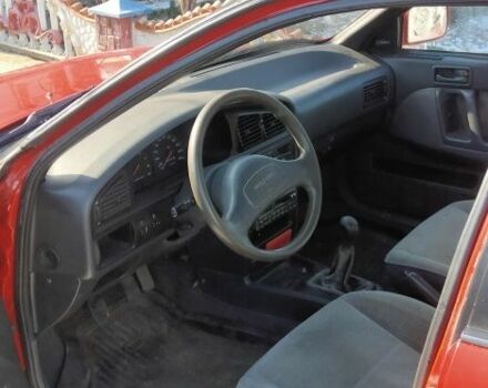 Червоний Хендай Лантра, об'ємом двигуна 1 л та пробігом 198 тис. км за 700 $, фото 19 на Automoto.ua
