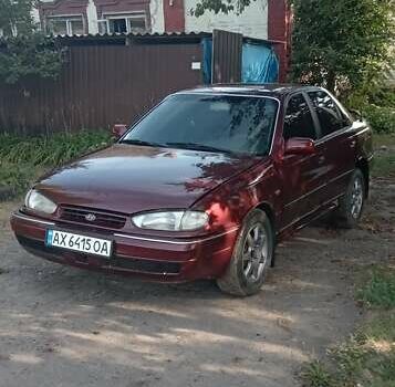 Червоний Хендай Лантра, об'ємом двигуна 1.6 л та пробігом 240 тис. км за 2000 $, фото 1 на Automoto.ua