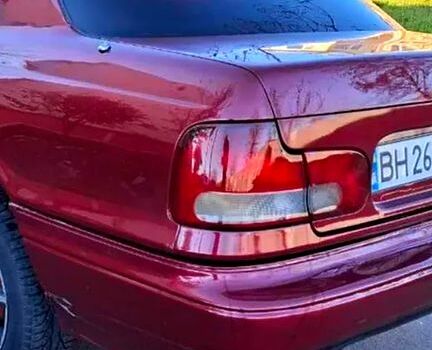 Червоний Хендай Лантра, об'ємом двигуна 1.5 л та пробігом 250 тис. км за 1600 $, фото 1 на Automoto.ua