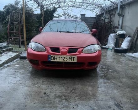 Красный Хендай Лантра, объемом двигателя 1.5 л и пробегом 200 тыс. км за 861 $, фото 1 на Automoto.ua