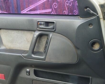 Серый Хендай Лантра, объемом двигателя 1.6 л и пробегом 350 тыс. км за 800 $, фото 9 на Automoto.ua