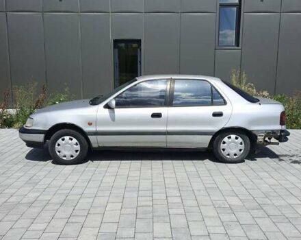 Серый Хендай Лантра, объемом двигателя 1.5 л и пробегом 471 тыс. км за 750 $, фото 7 на Automoto.ua