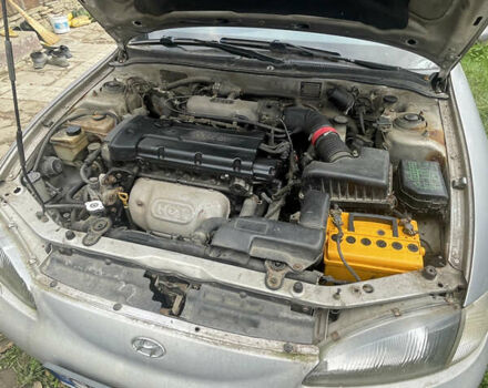 Сірий Хендай Лантра, об'ємом двигуна 1.8 л та пробігом 319 тис. км за 1000 $, фото 10 на Automoto.ua