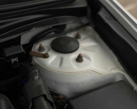 Серый Хендай Лантра, объемом двигателя 1.6 л и пробегом 187 тыс. км за 5999 $, фото 18 на Automoto.ua