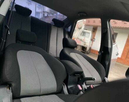 Серый Хендай Лантра, объемом двигателя 1.6 л и пробегом 187 тыс. км за 5999 $, фото 21 на Automoto.ua