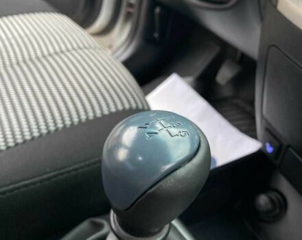 Серый Хендай Лантра, объемом двигателя 1.6 л и пробегом 187 тыс. км за 5999 $, фото 12 на Automoto.ua