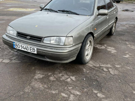 Хендай Лантра 1992 у Олевске на Automoto.ua Сірий Хендай Лантра, об'ємом двигуна 1.5 л та пробігом 376 тис. км за 600 $, фото 1 на Automoto.ua