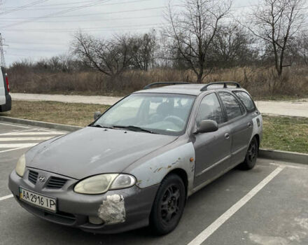 Серый Хендай Лантра, объемом двигателя 1.8 л и пробегом 314 тыс. км за 1500 $, фото 1 на Automoto.ua