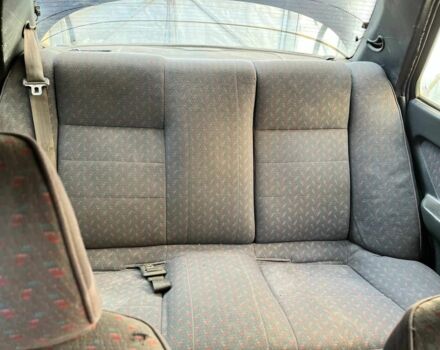 Синий Хендай Лантра, объемом двигателя 1.5 л и пробегом 450 тыс. км за 1500 $, фото 3 на Automoto.ua