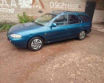 Синій Хендай Лантра, об'ємом двигуна 1.8 л та пробігом 300 тис. км за 700 $, фото 1 на Automoto.ua