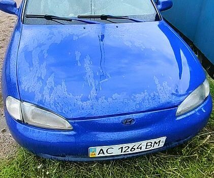 Синий Хендай Лантра, объемом двигателя 1.6 л и пробегом 330 тыс. км за 1450 $, фото 1 на Automoto.ua