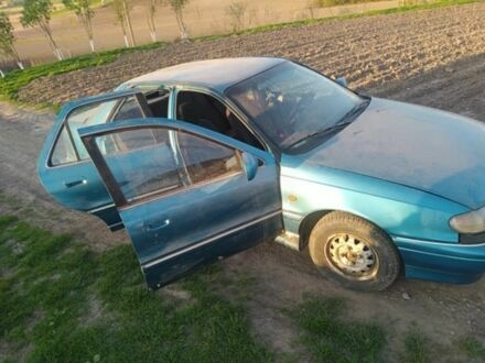 Хендай Лантра 1992 в Дубно на Automoto.ua Зеленый Хендай Лантра, объемом двигателя 1.6 л и пробегом 100 тыс. км за 400 $, фото 1 на Automoto.ua