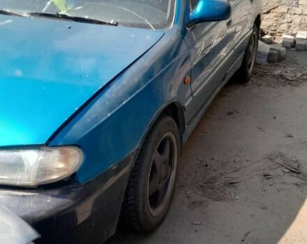 Зеленый Хендай Лантра, объемом двигателя 1 л и пробегом 268 тыс. км за 641 $, фото 1 на Automoto.ua