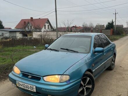 Зелений Хендай Лантра, об'ємом двигуна 1.5 л та пробігом 200 тис. км за 700 $, фото 1 на Automoto.ua