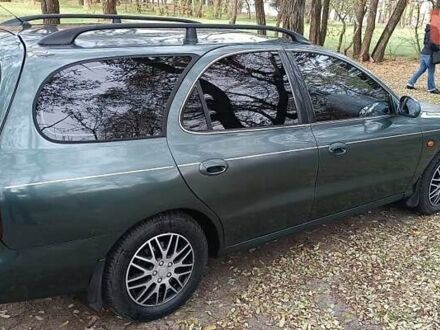 Зеленый Хендай Лантра, объемом двигателя 1.6 л и пробегом 240 тыс. км за 2500 $, фото 1 на Automoto.ua