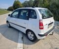 Белый Хендай Матрикс, объемом двигателя 1.6 л и пробегом 280 тыс. км за 4511 $, фото 3 на Automoto.ua