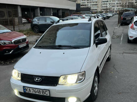 Белый Хендай Матрикс, объемом двигателя 1.8 л и пробегом 140 тыс. км за 4500 $, фото 1 на Automoto.ua