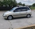 Бежевий Хендай Матрікс, об'ємом двигуна 1.6 л та пробігом 255 тис. км за 3285 $, фото 1 на Automoto.ua
