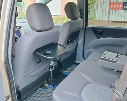 Бежевий Хендай Матрікс, об'ємом двигуна 1.8 л та пробігом 244 тис. км за 3800 $, фото 10 на Automoto.ua